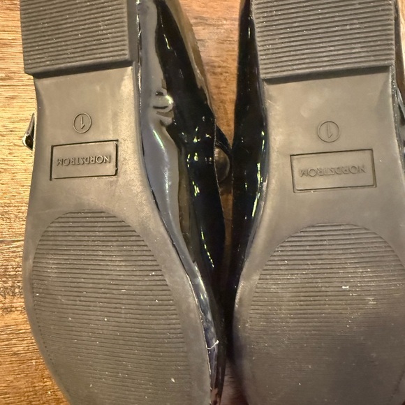 Girls black patent leather shoes - Picture 4 of 6